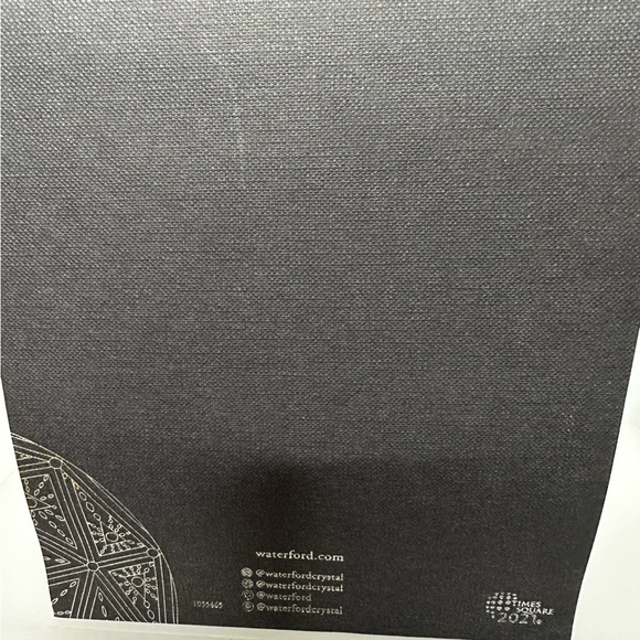 NIB Waterford 2021 Times Square Snow Globe Gift Of Happiness Home Decor #1055465 - Picture 10 of 11